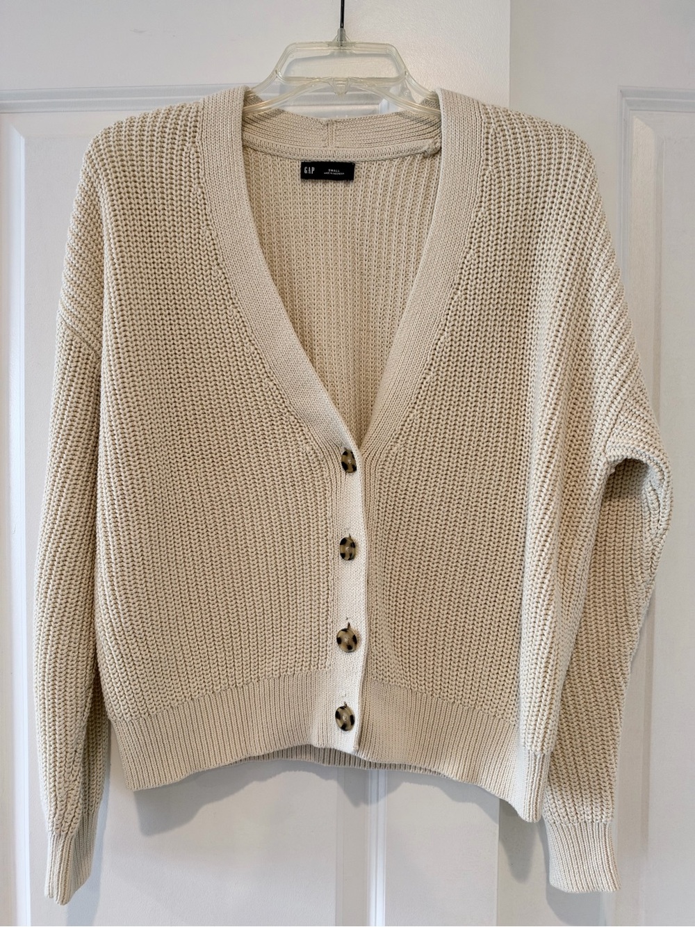 GAP Beige V-Neck Knit Button-Up Cardigan